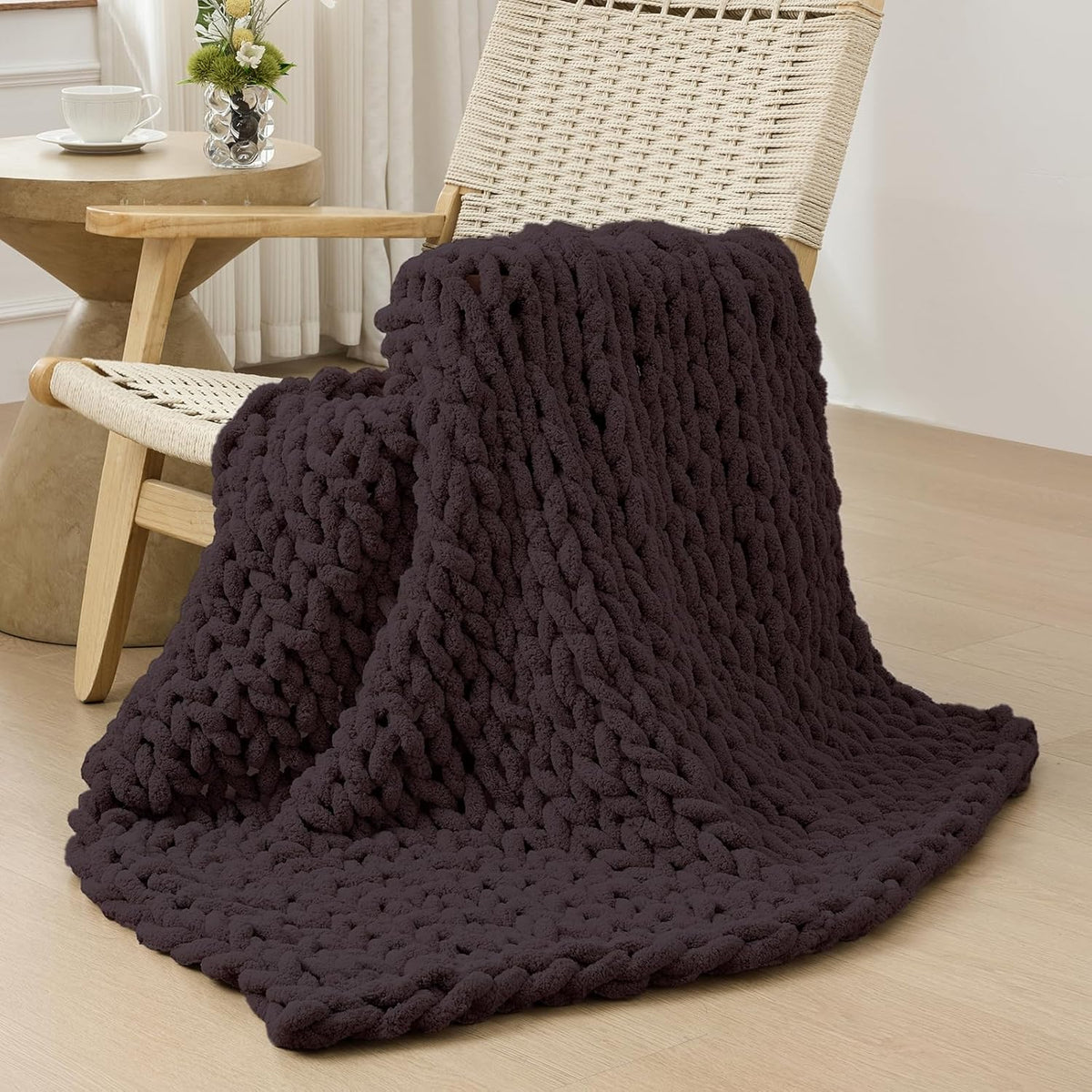 Bigacogo Chunky Knit Throw Blanket for Couch, 40x40 inches, 100% Hand Knitted with Thick Jumbo