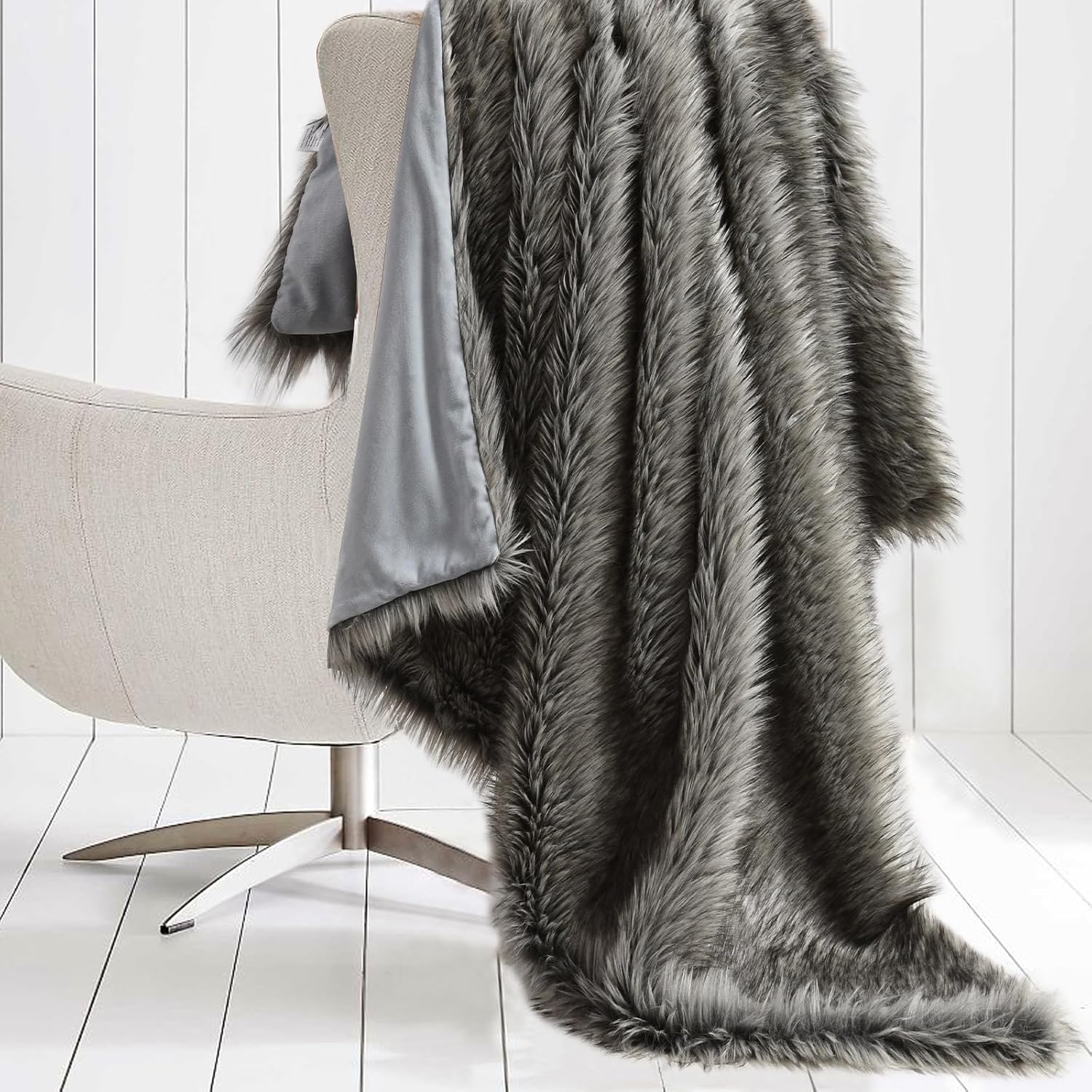 HORIMOTE HOME Luxury Plush Faux Fur Throw Blanket, Long Pile Grey with Black Tipped Blanket, Super