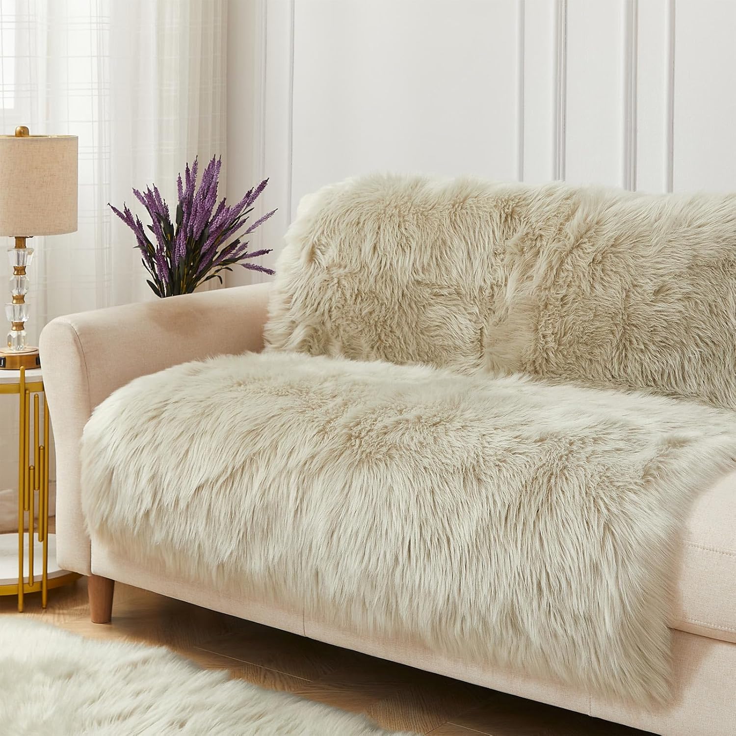 AMTOVO Faux Fur Sheepskin Rug for Living Room, 4 x 6 ft Light Grey Fluffy Area Rug for Bedroom