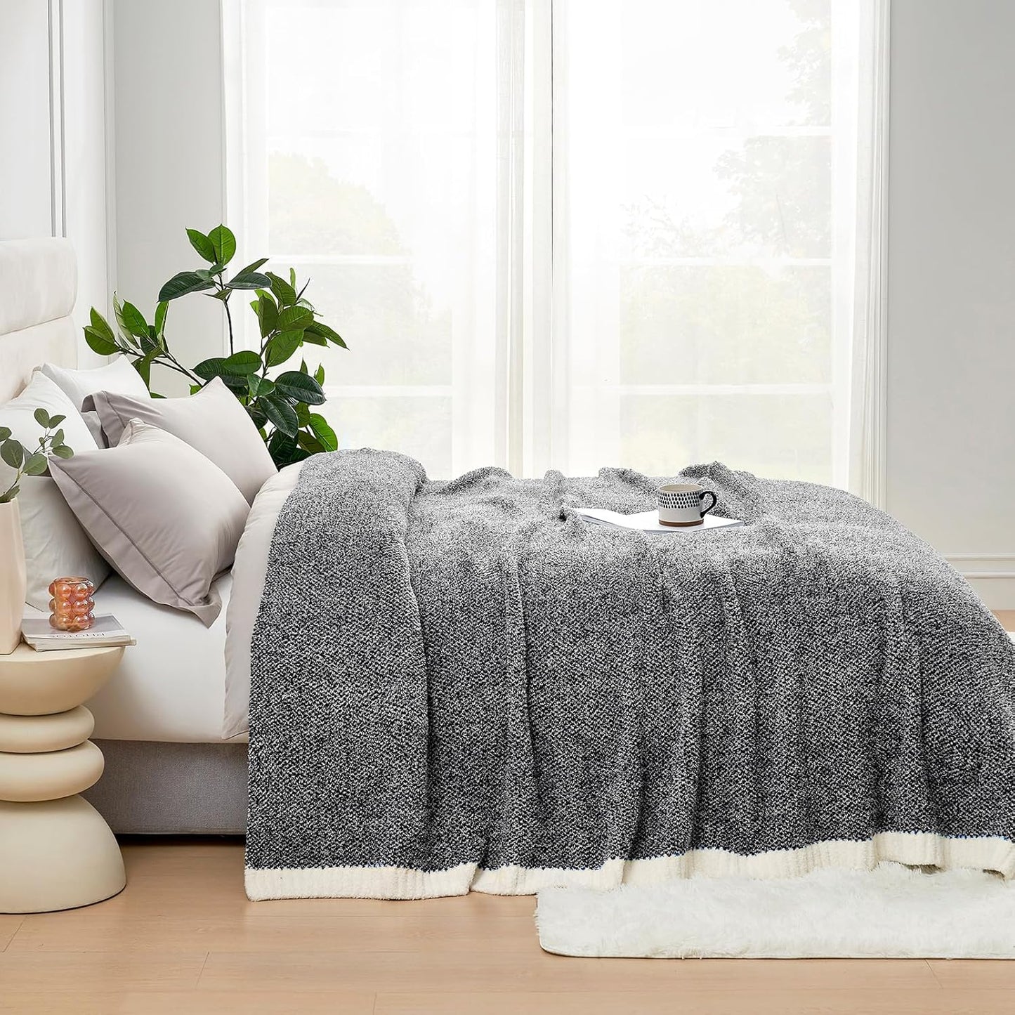 Snuggle Sac Soft Warm Bed Blanket Oversized Twin XL 66x90“, Super Soft Warm Blankets for Bed