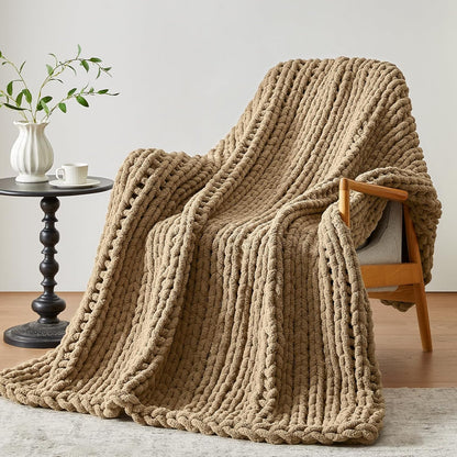 Chunky Knit Throw Blanket, 30''*40'' Knitted Throw Chenille Yarn for Bed Couch, Handmade Light