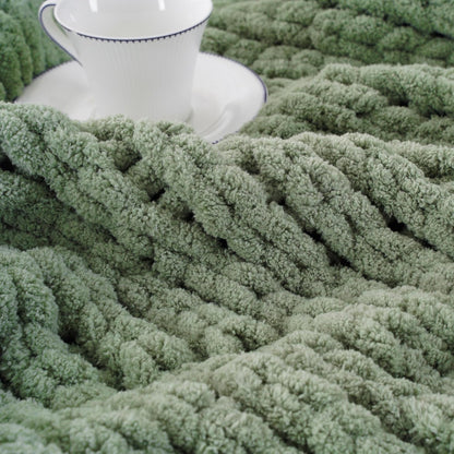 Battilo Chunky Knit Throw Blanket, Soft and Thick Chenille Throw Blanket, 50"x60" Handmade Cable