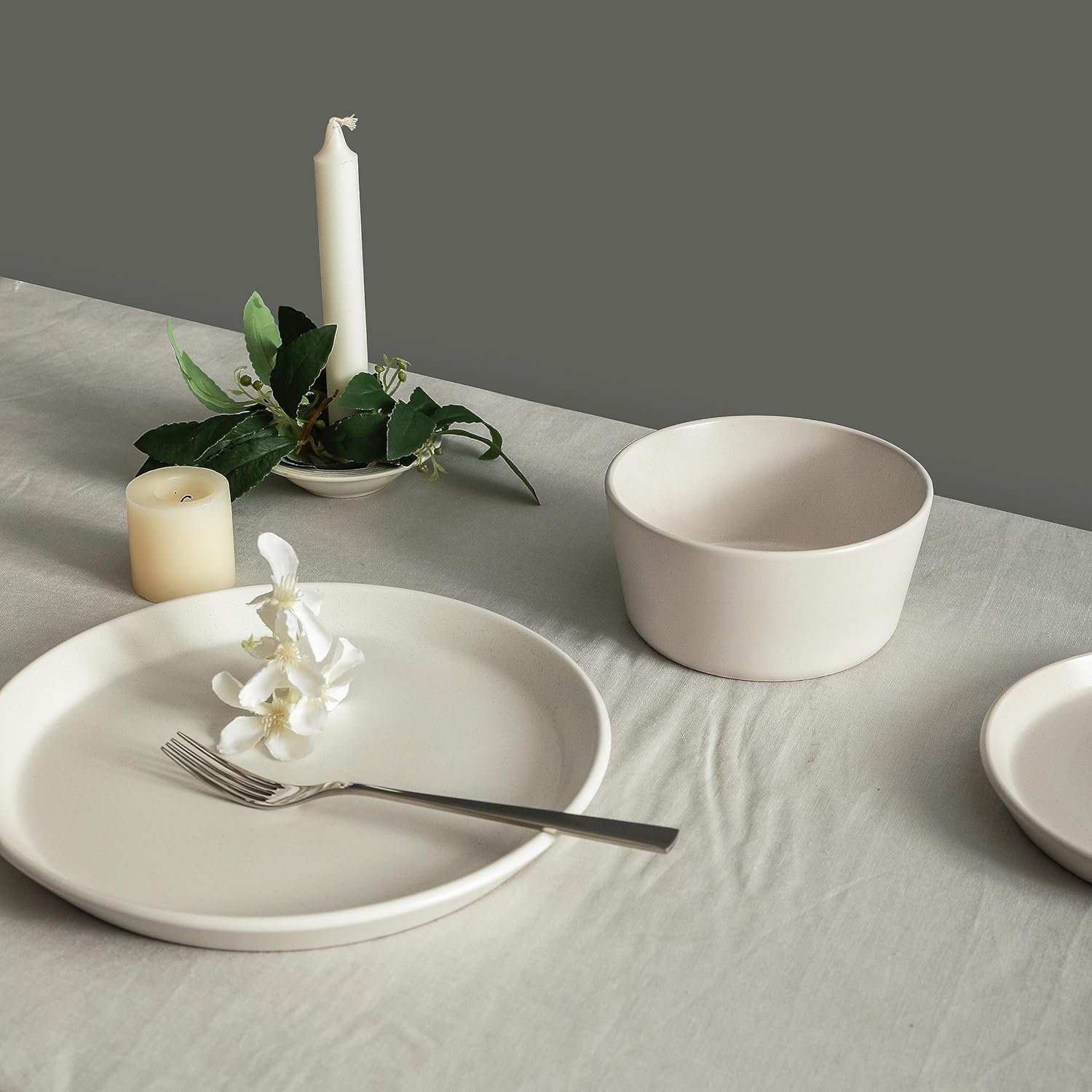 Stone Lain Albie Stoneware 16 Piece Dinnerware Set, Plates and Bowls Sets, Dish Set for 4, White