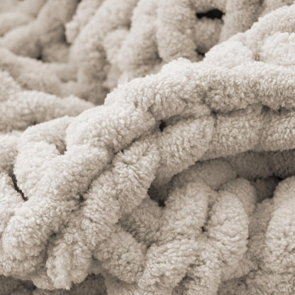 Battilo Chunky Knit Throw Blanket, Soft and Thick Chenille Throw Blanket, 50"x60" Handmade Cable