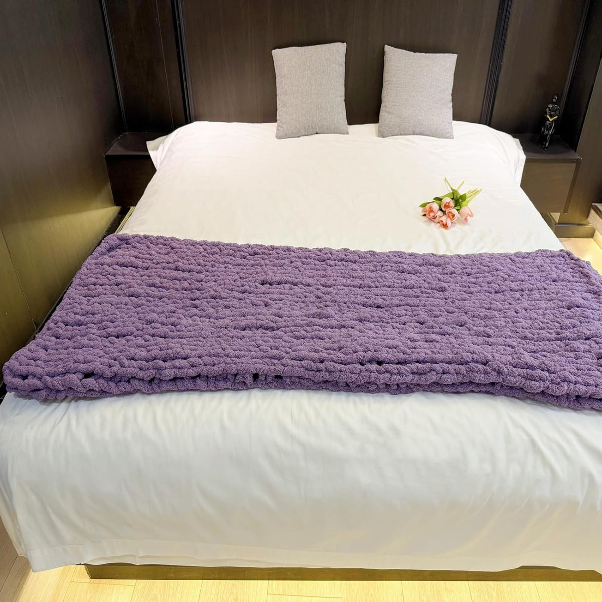 Chunky Knit Blanket Throw 40"×40", Chenille Throw Blankets, Handmade Warm & Cozy Blanket Couch Bed
