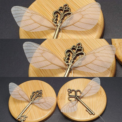 SANNIX 30 PCS Vintage Skeleton Keys Flying Keys with 30 Pairs Dragonfly Wings and 30 Yards Elastic