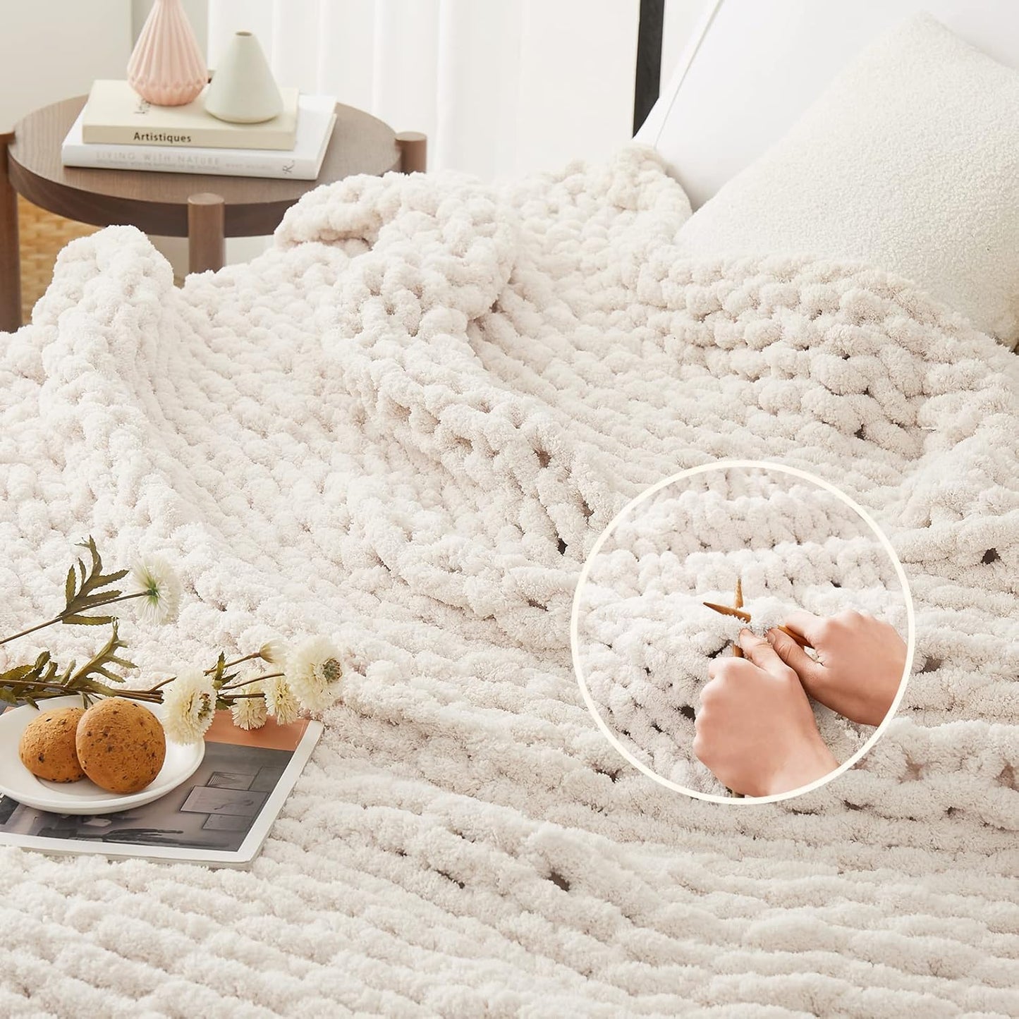 L'AGRATY Chunky Knit Blanket Throw: 72''x84'' Chenille Chunky Knitted Throw Blanket for Bed Couch