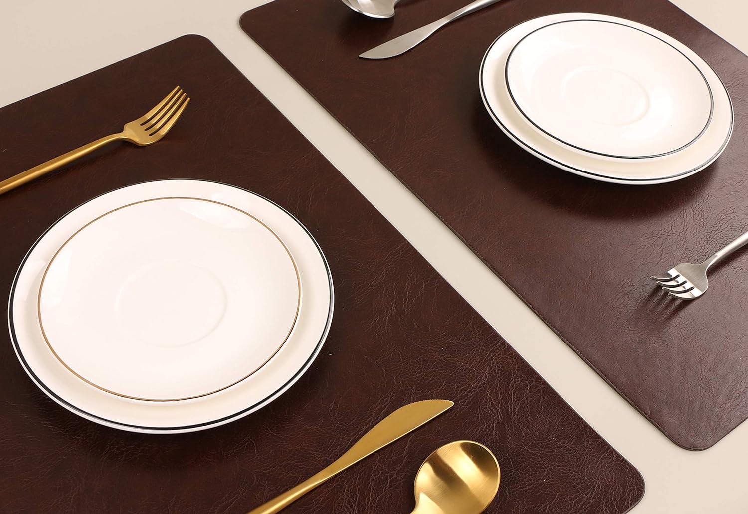 Faux Leather Placemats, Set of 4 PU Table Mats, Easy to Clean, Heat & Stain Resistant for Office