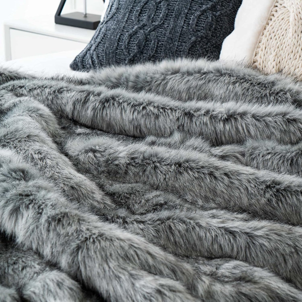 BATTILO HOME Silver Grey Faux Fur Throw Blanket for Couch, Bed, Fake Fur Blankets & Throws, Thick
