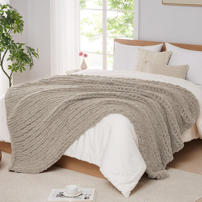 L'AGRATY Chunky Knit Blanket Throw: 80''x90'' Chenille Chunky Knitted Throw Blankets for Bed Couch
