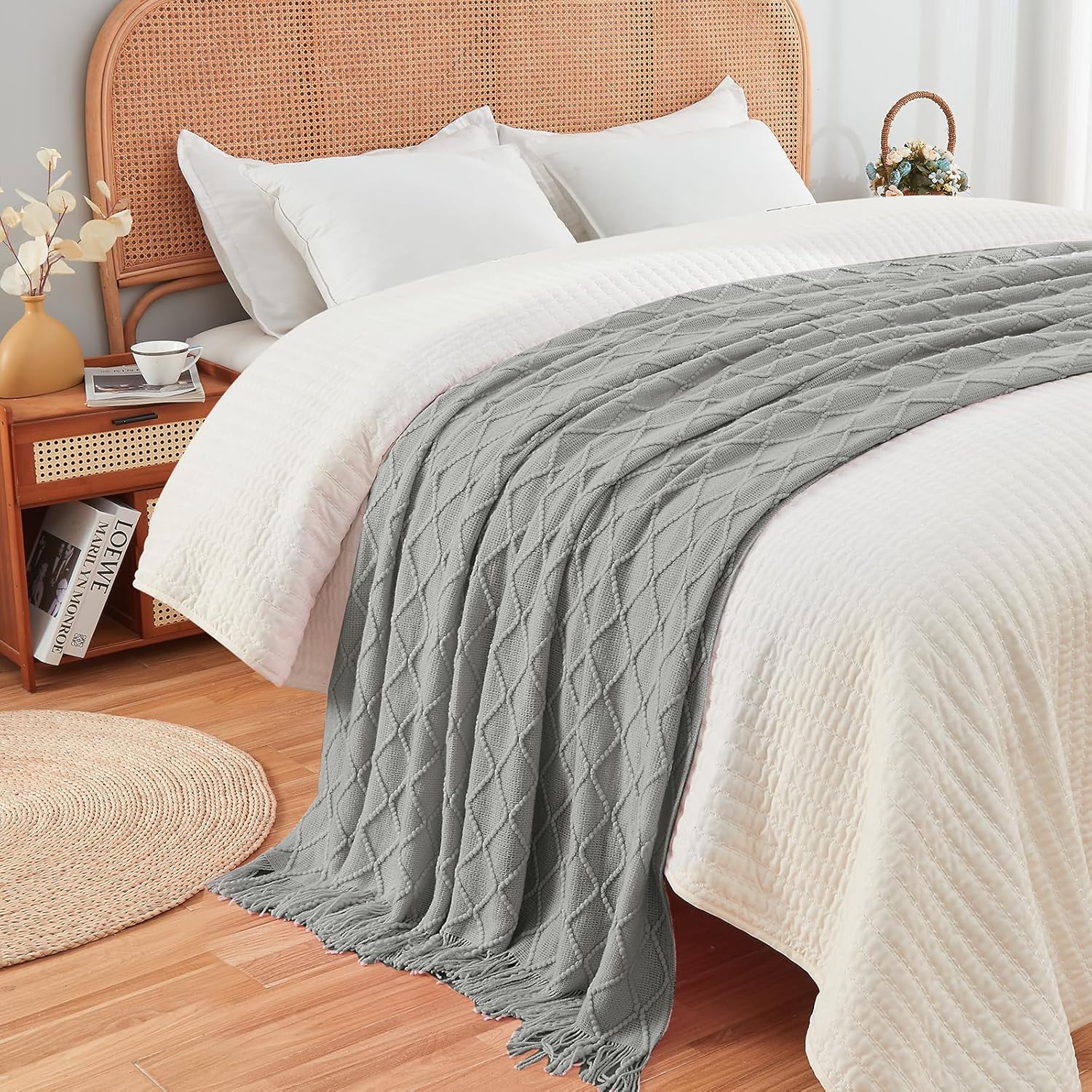 inhand Knitted Throw Blankets for Couch and Bed, Soft Cozy Knit Blanket with Tassel, Light Grey