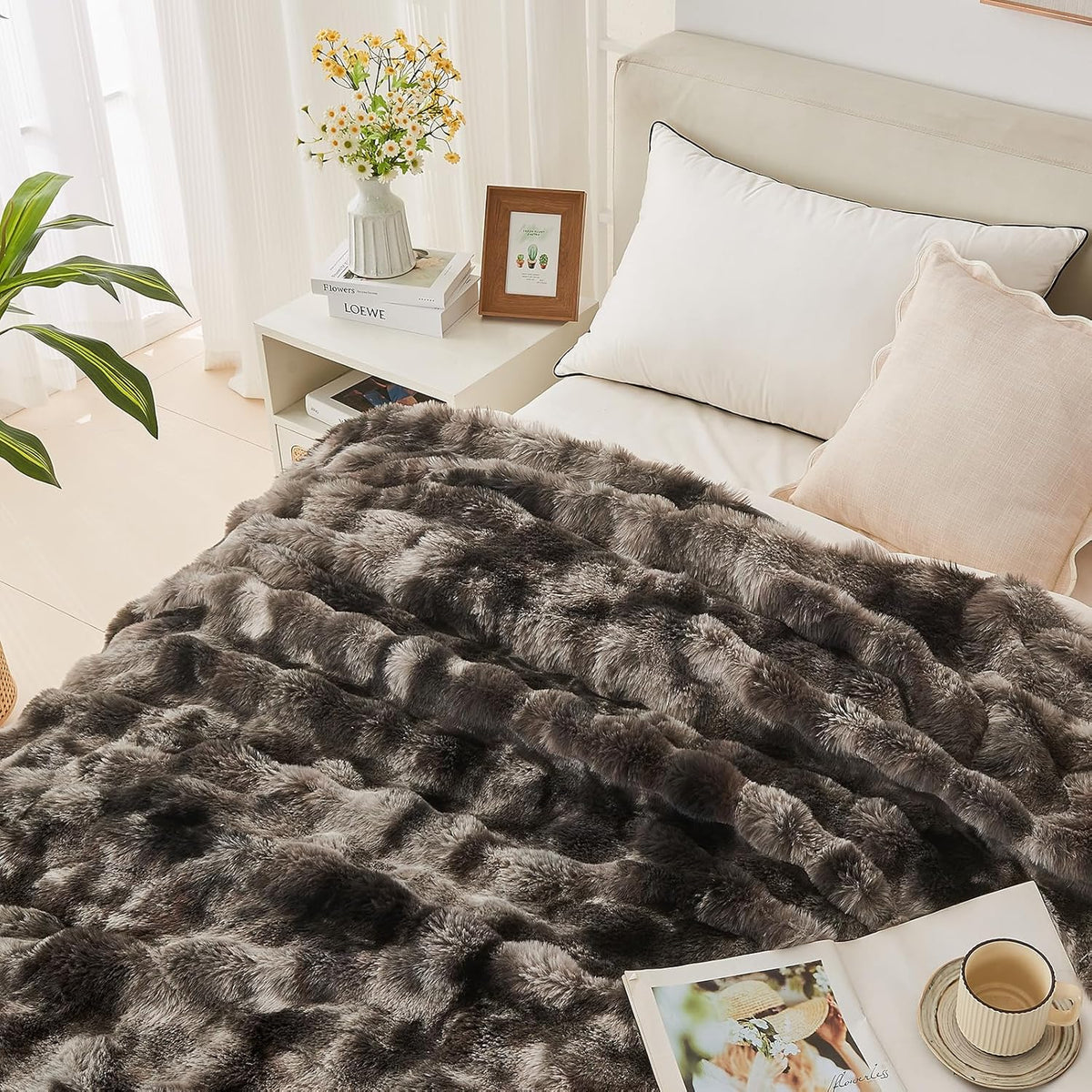 Lotus Karen Faux Fur Blanket Tie-Dye Dark Gray Twin Size - Big Bubble Rabbit Fluff Throw for Couch