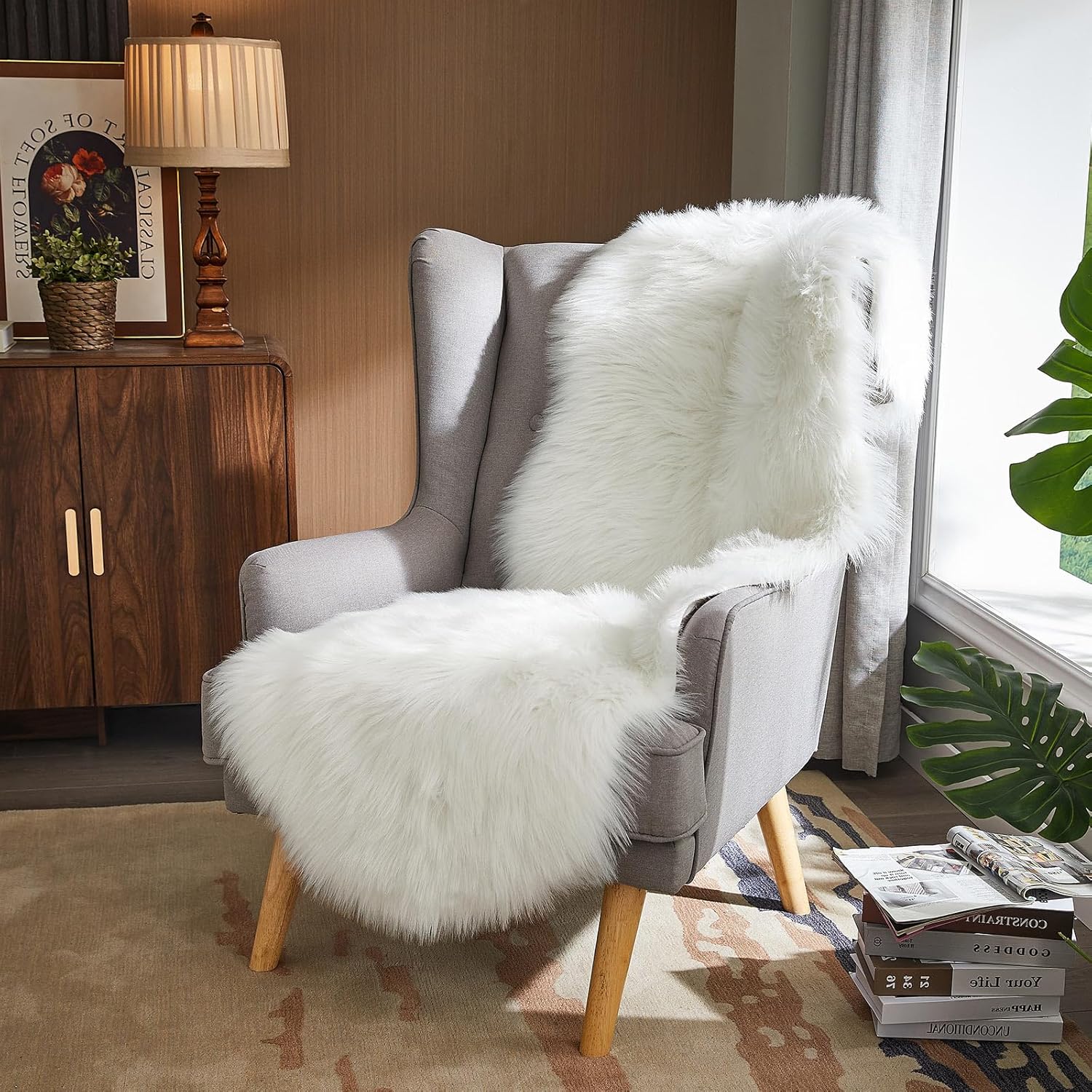 AMTOVO Faux Sheepskin Rug, White Ultra Soft Fluffy Shag Area Rug, 2 x 6 ft Faux Fur Rug for Bedroom