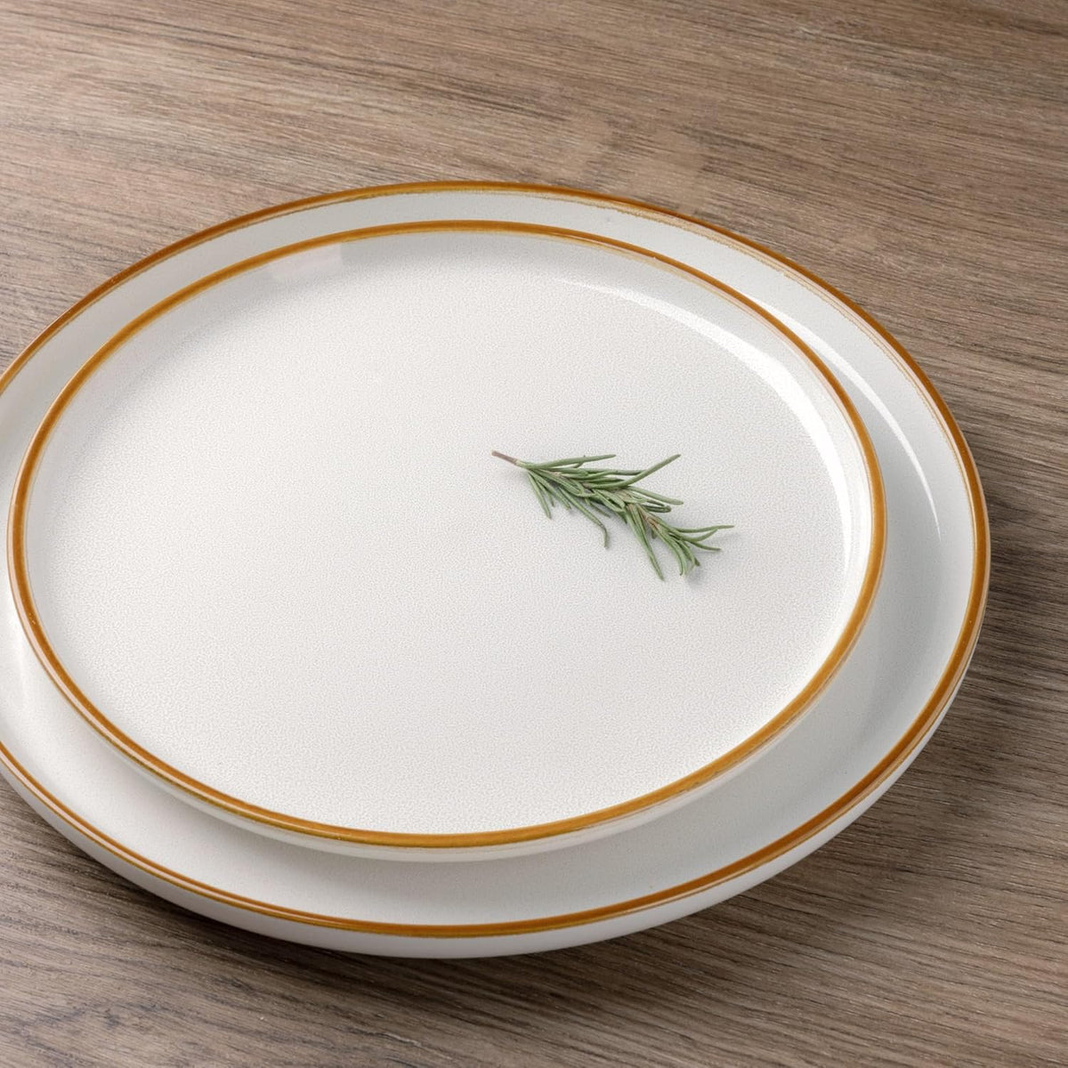 GBHOME Ceramic Dinnerware Sets for 8, 24 Pieces Stoneware Plates and Bowls Sets, Scratch Resistant