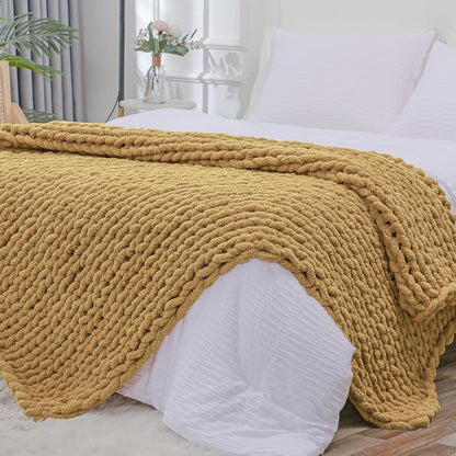 Bigacogo Chunky Knit Throw Blanket for Couch, 51x63 inches, 100% Hand Knitted with Thick Jumbo