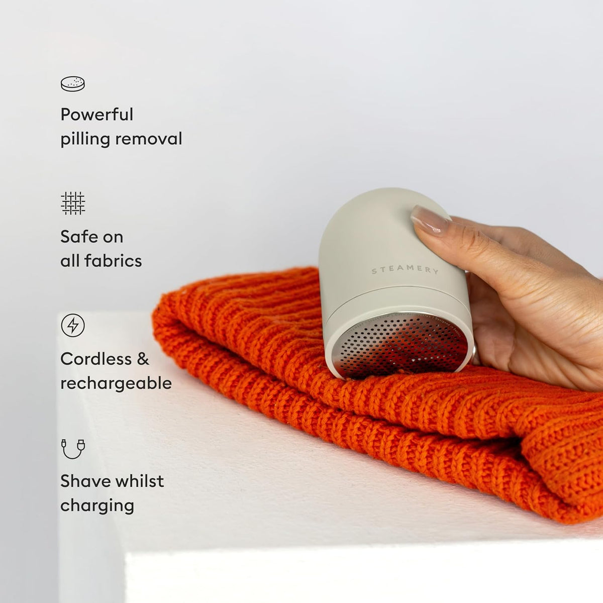 Steamery Fabric Shaver Pilo 2, Removes Lint and Pilling from Clothes and Textiles, Rechargeable