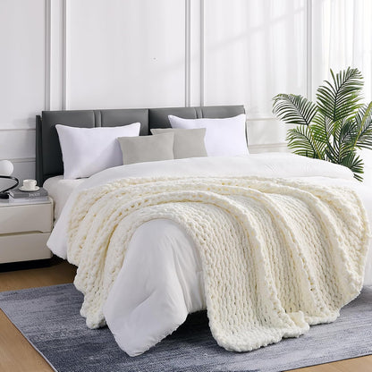 L'AGRATY Chunky Knit Blanket Throw: 72''x84'' Chenille Chunky Knitted Throw Blanket for Bed Couch