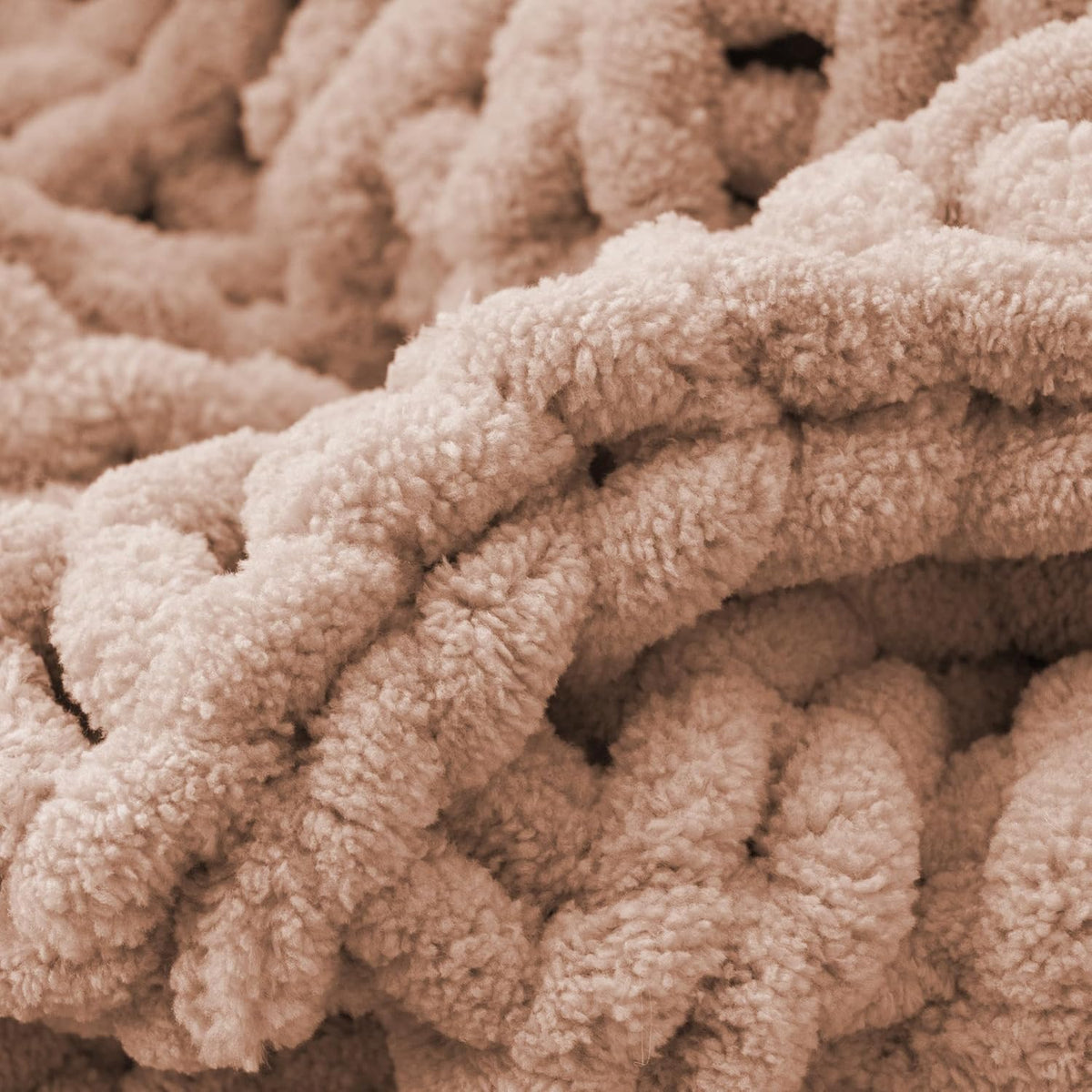 Battilo Chunky Knit Throw Blanket, Soft and Thick Chenille Throw Blanket, 50"x60" Handmade Cable