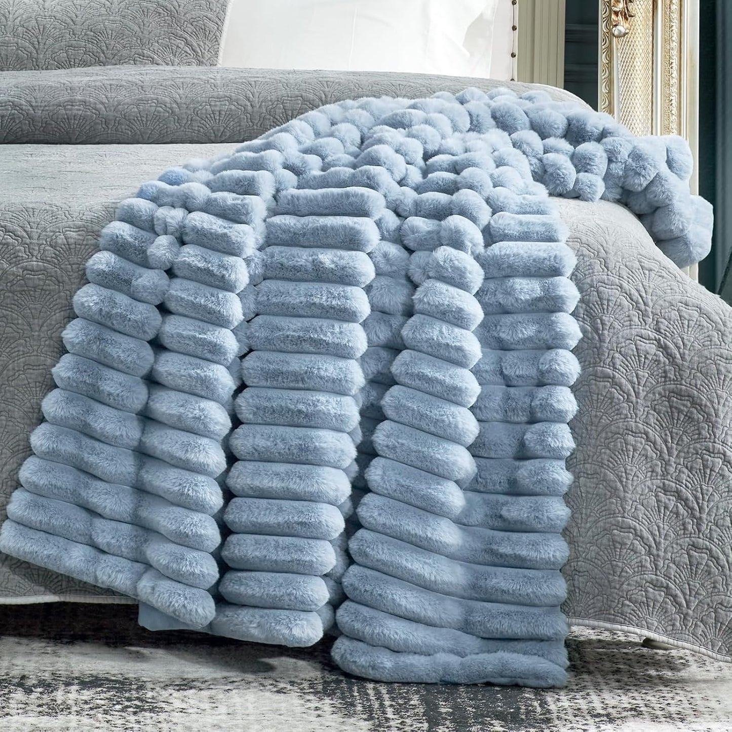 Cozy Bliss Faux Fur Throw Blanket for Couch, Cozy Warm Plush Striped Blanket for Sofa Bedroom