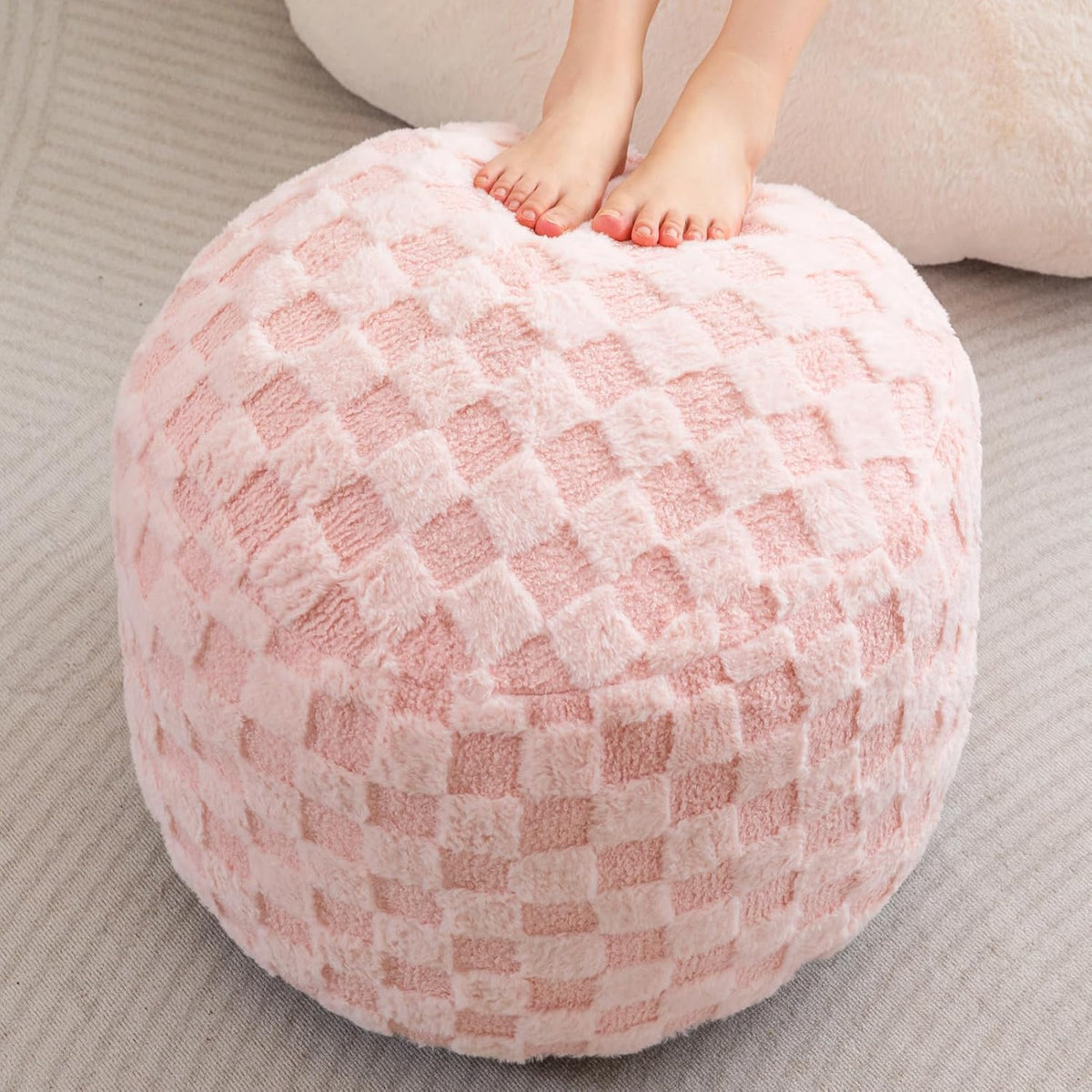 HIGOGOGO Round Stuffed Pouf Ottoman, Plaid Poufs with Foam Chunk Filling, Fluffy and Furry Pouf