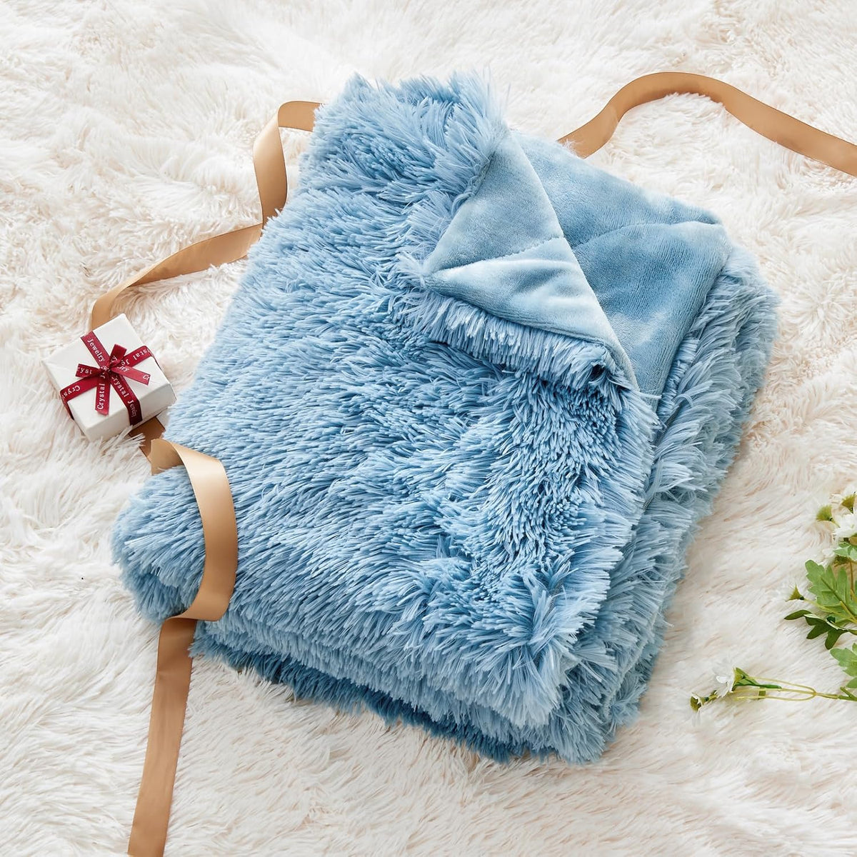 GONAAP Fuzzy Faux Fur Throw Blanket Twin Size Light Blue Super Soft Cozy Plush Fuzzy Shaggy Blanket