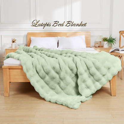 Latepis Soft Faux Fur Blanket Bubble Twin Size Comfy Blanket for Bed Fuzzy Cozy Thick Blankets for