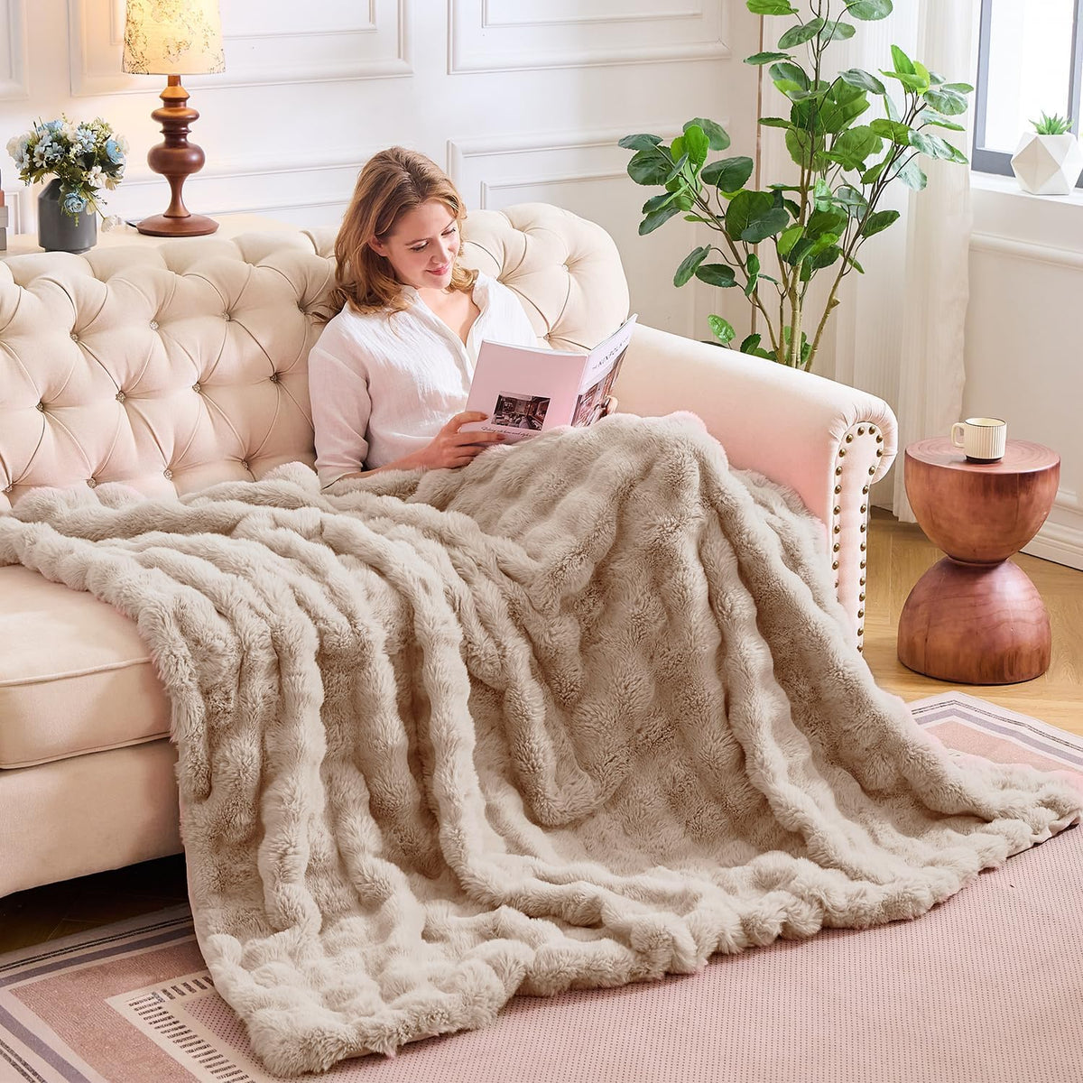 Lotus Karen Faux Fur Throw Blanket Linen - 800 GSM Bubble Rabbit Fluff Blanket for Couch Bed