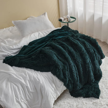 GONAAP Fuzzy Faux Fur Throw Blanket Twin Size Dark Teal Super Soft Cozy Plush Fuzzy Shaggy Blanket