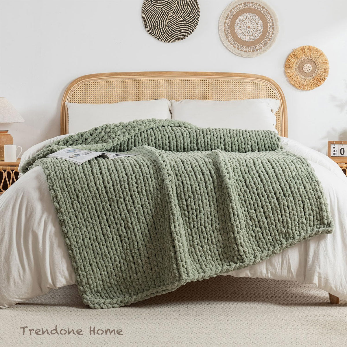 Chunky Knit Blanket Throw, 100% Hand Knit Throw Blanket Handmade Chenille Cable Knit Throw for