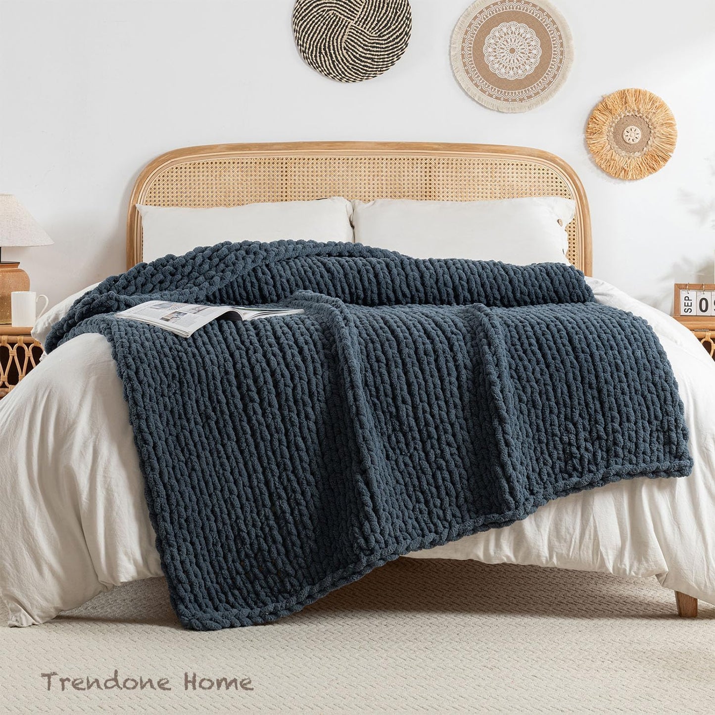 Chunky Knit Blanket Throw, 100% Hand Knit Throw Blanket Handmade Chenille Cable Knit Throw for