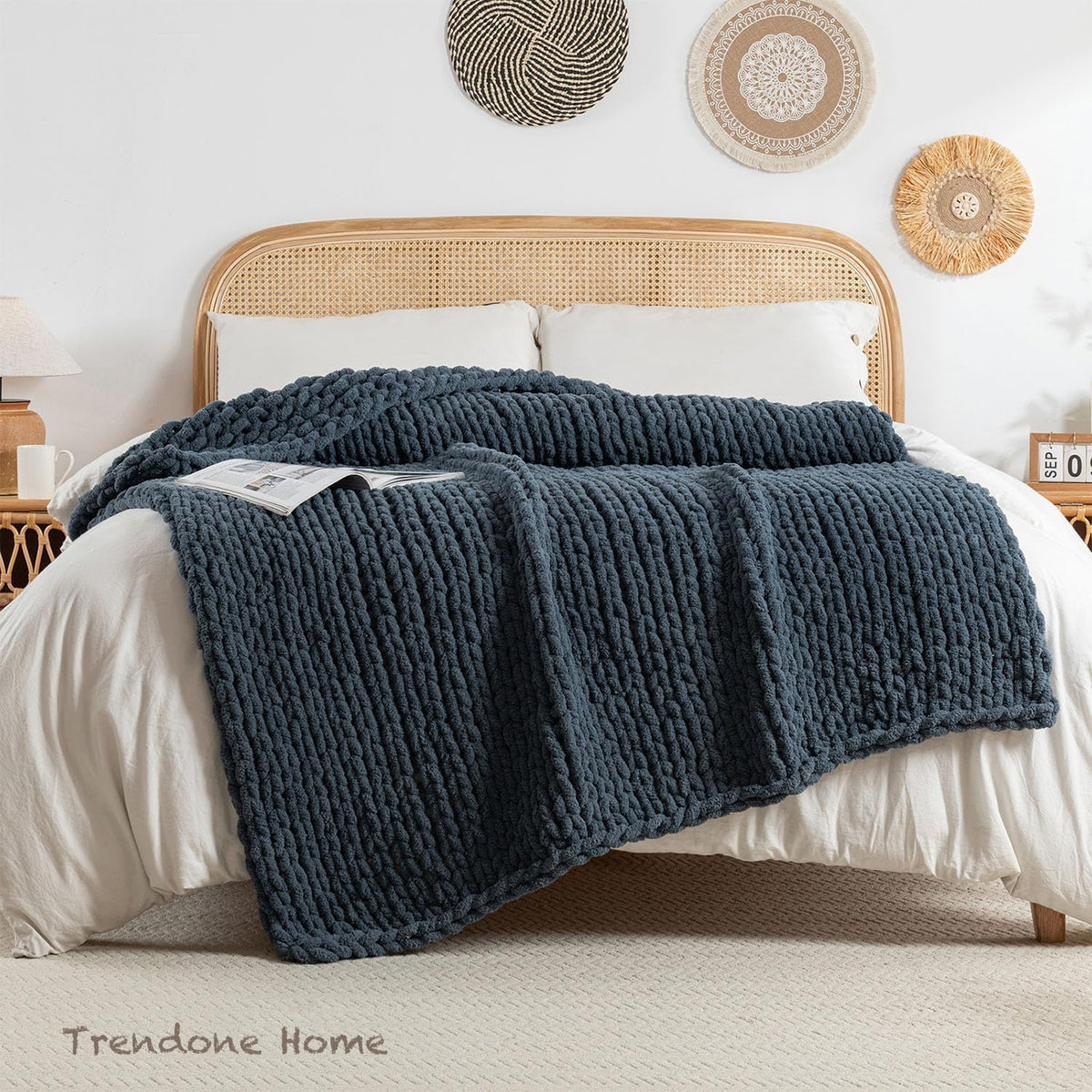 Chunky Knit Blanket Throw, 100% Hand Knit Throw Blanket Handmade Chenille Cable Knit Throw for
