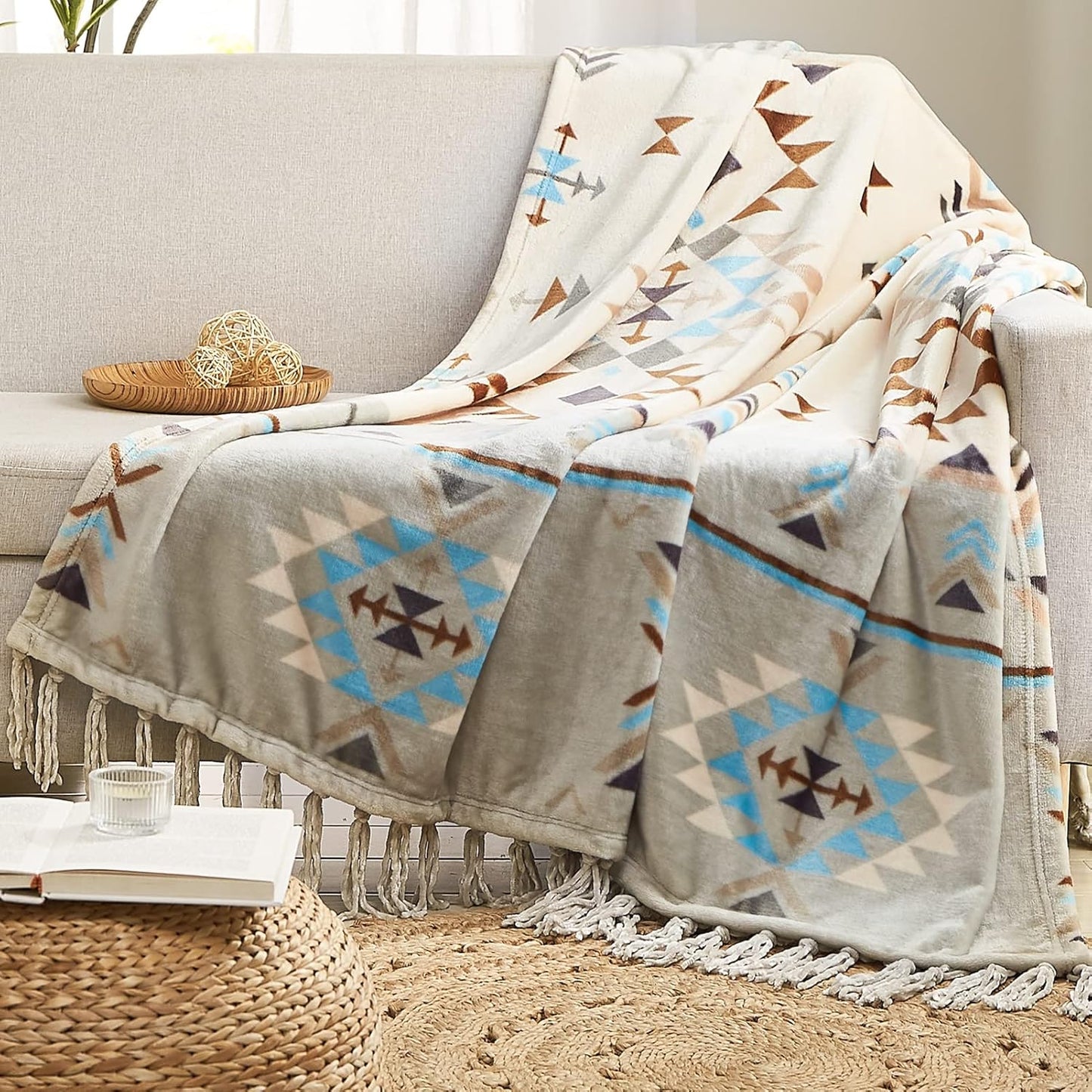 CASAAGUSTO Boho Throw Blanket - Green and Beige Decorative Blankets with Tassel, Printed Flannel