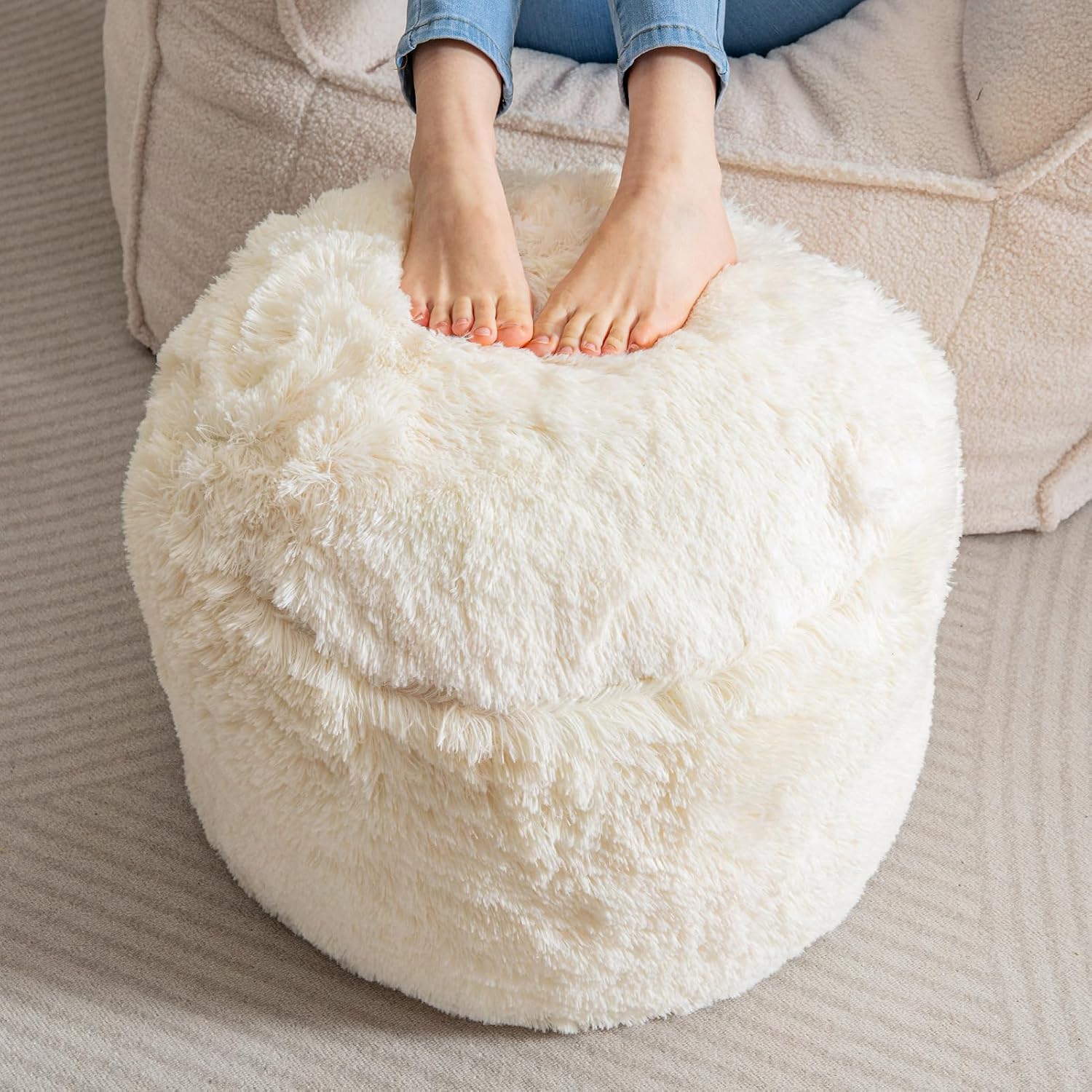 HIGOGOGO Round Stuffed Pouf Ottoman, Long Faux Fur Poufs with Foam Chunk Filling, Fluffy and Furry