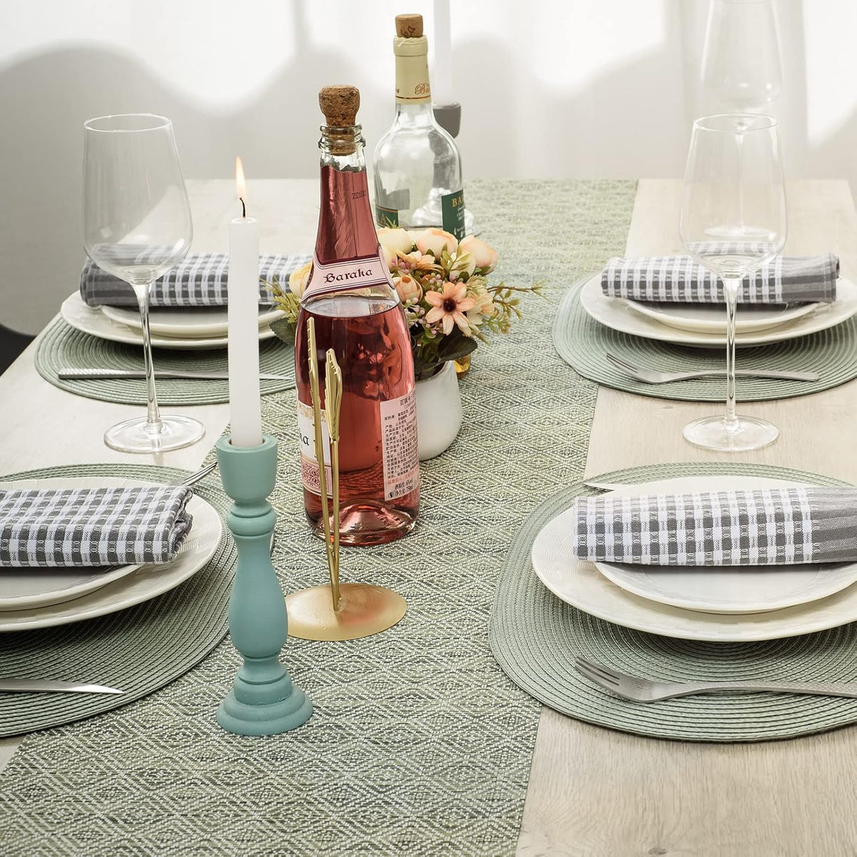 AHHFSMEI Placemats Set of 4 for Dining Table Washable Woven Vinyl Non-Slip 18x12 inches Placemat