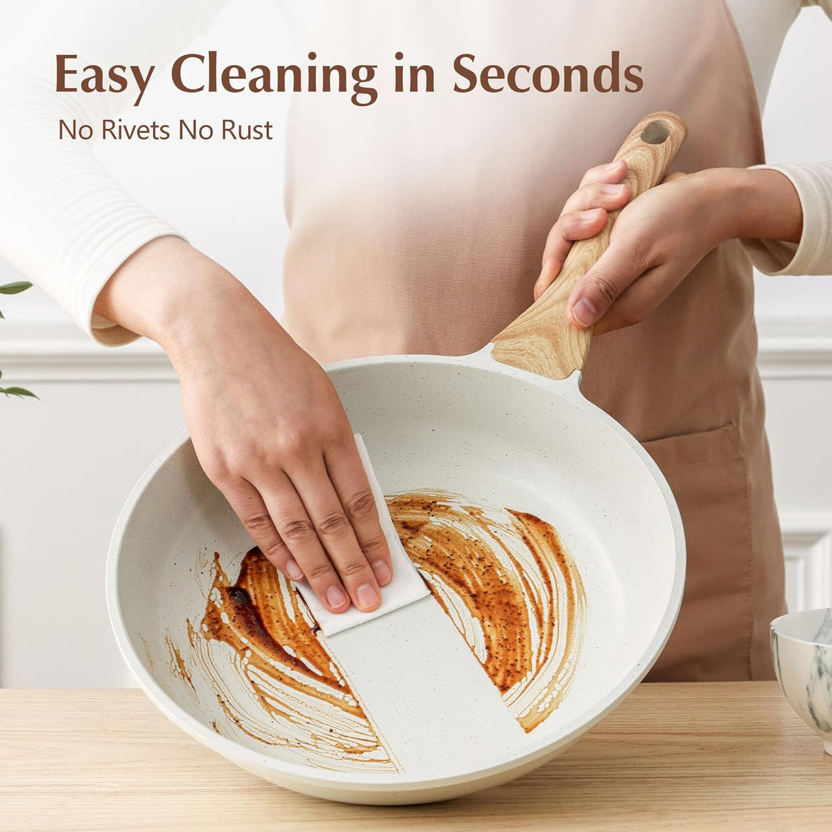 SENSARTE Nonstick Ceramic Frying Pan Skillet with Lid, 12.5 Inch Omelet Pan, Healthy Non Toxic