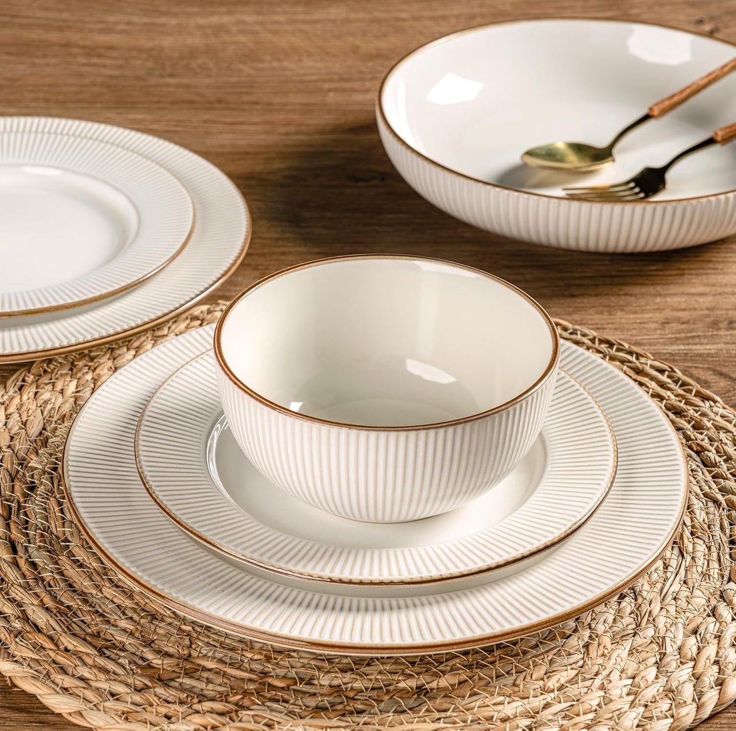 GBHOME Ceramic Dinnerware Sets,12 pcs Embossed Elegant Stoneware Plates and Bowls Sets