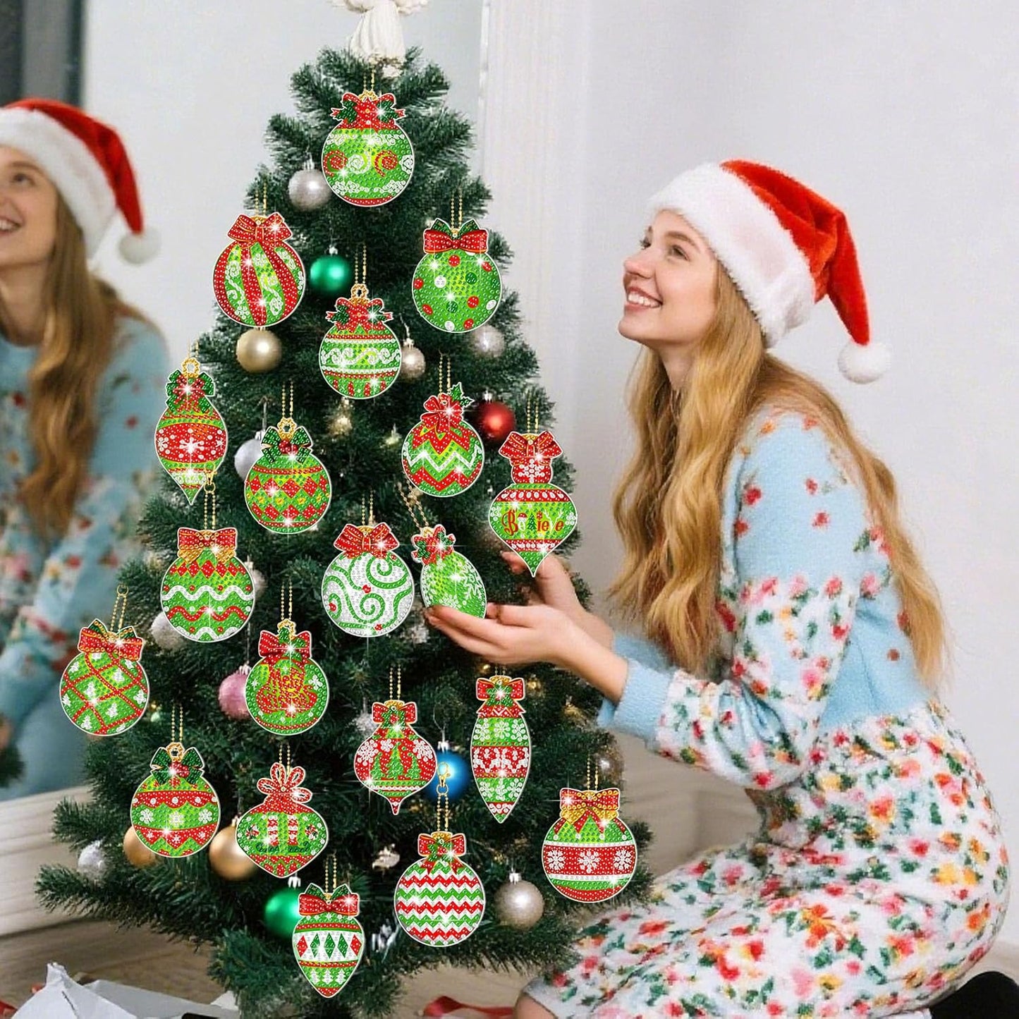 Tondiamo 20 Pcs Christmas Diamond Painting Keychain Kits 5D DIY Diamond Art Pendants Double Sided