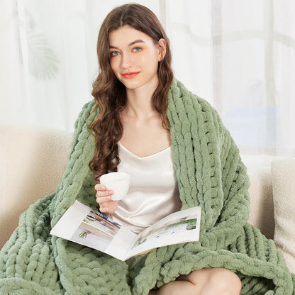 Admitrack Chunky Knit Blanket Throw, 100% Hand Knit Chenille Throw Blanket for Sofa & Home Decor