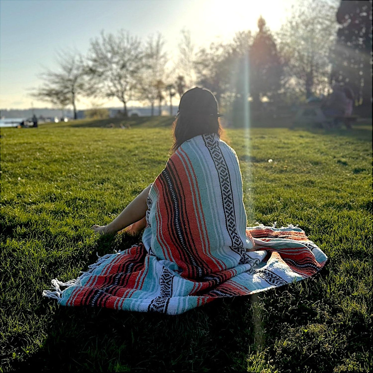 Traditional Handwoven Mexican Blanket, Large Falsa Serape - Soft & Durable - Vibrant Beach, Picnic