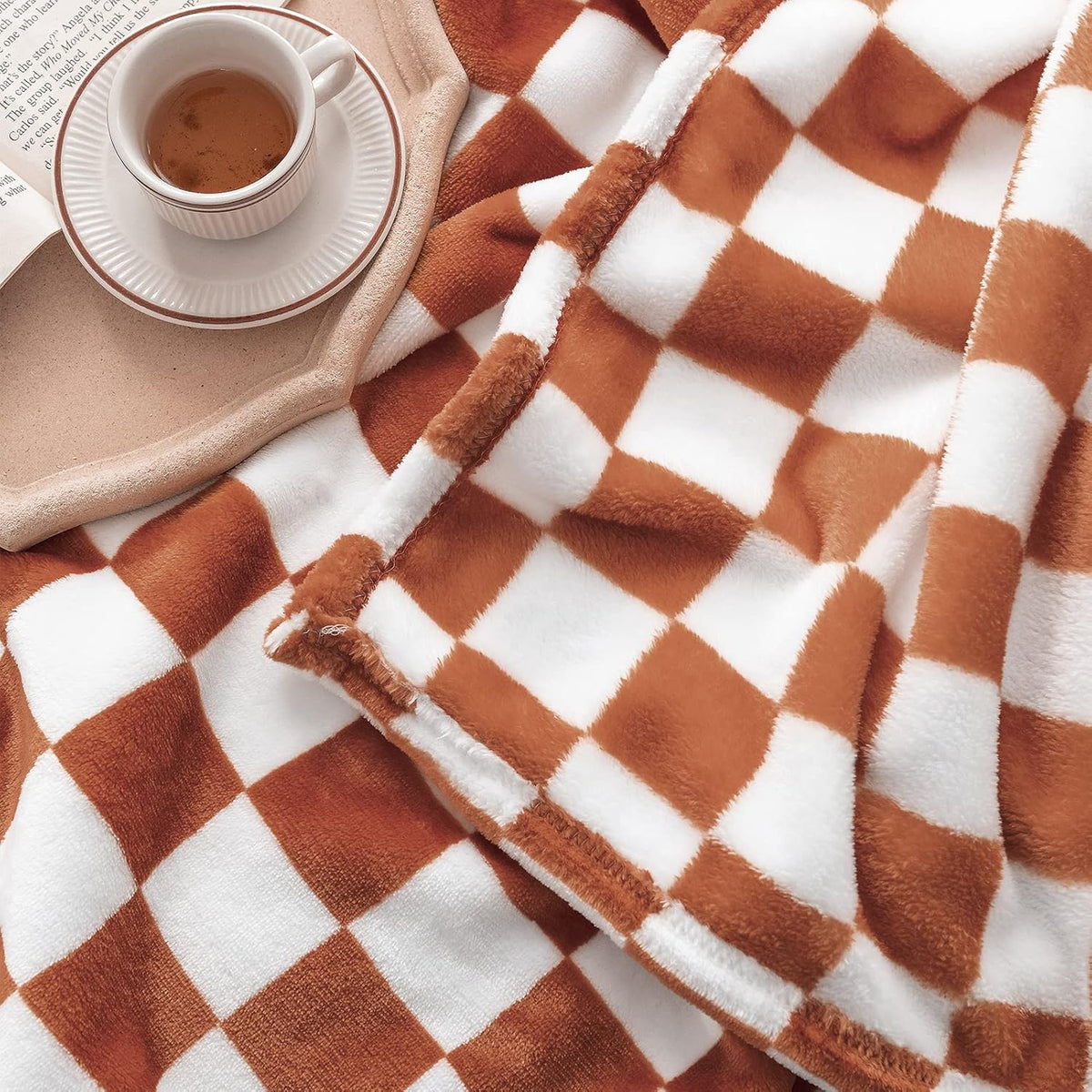 LOMAO Throw Blankets Flannel Blanket with Checkerboard Grid Pattern Soft Throw Blanket for Couch