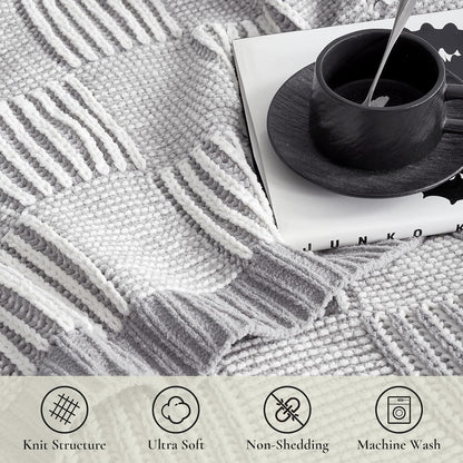 Amélie Home Chenille Knit Throw Blanket for Couch, Checkered Texture Decorative Soft Blanket for