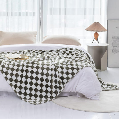 LOMAO Throw Blankets Flannel Blanket with Checkerboard Grid Pattern Soft Throw Blanket for Couch