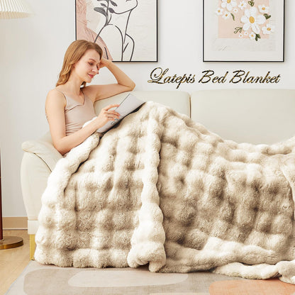 Latepis Soft Luxury Faux Fur Bubble Blanket, Thick Warm Cozy Twin Blankets for Couch, Plush Fluffy