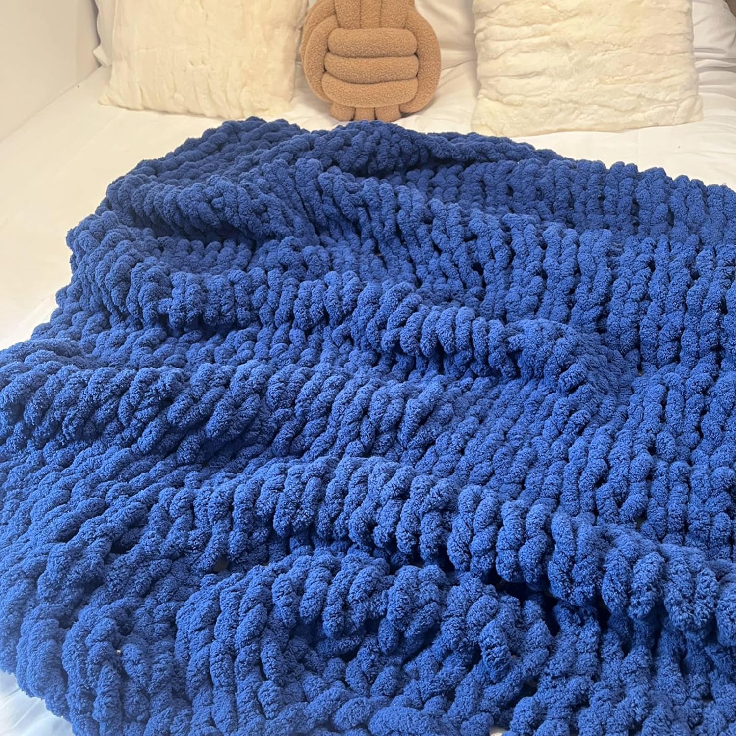 Chunky Knit Blanket Throw 40"x40", Chenille Throw Blankets, Handmade Warm & Cozy Blanket Couch Bed