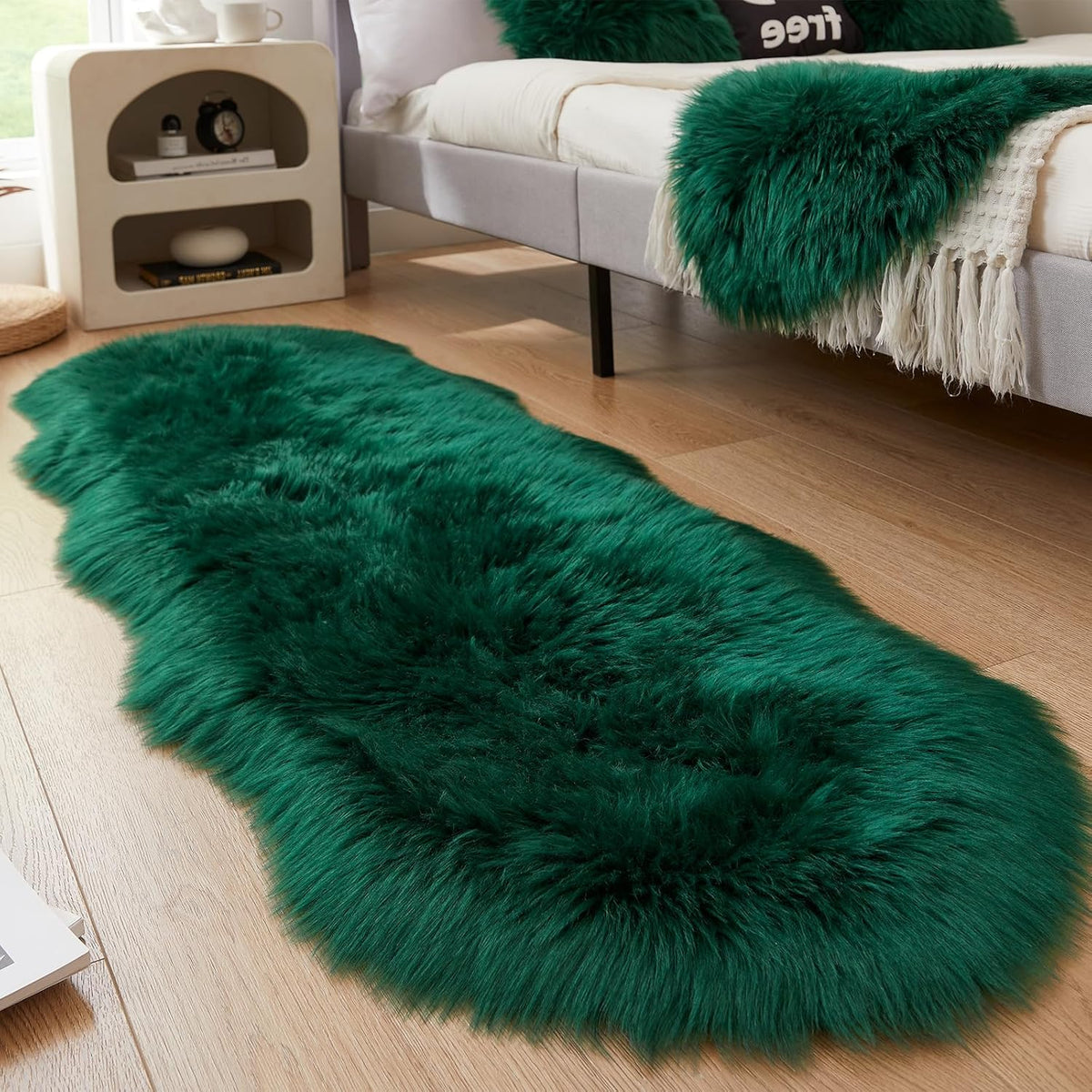 AMTOVO Faux Sheepskin Rug, Dark Green Ultra Soft Fluffy Shag Area Rug, 2 x 6 ft Faux Fur Rug for