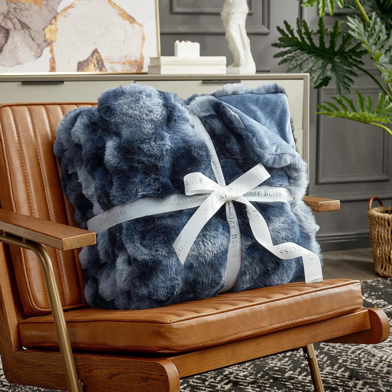 Cozy Bliss Faux Fur Throw Blanket for Couch, Fuzzy Soft Plush Thick Bubble Blanket for Sofa Bedroom