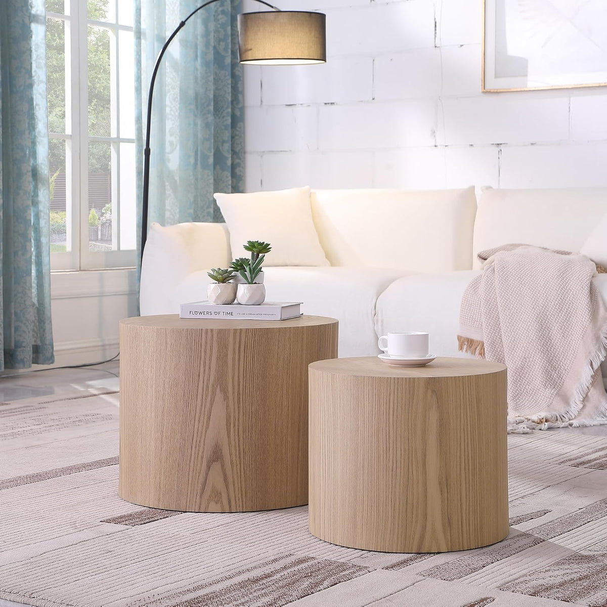 WILLIAMSPACE Nesting Coffee Table Set of 2, Round Wooden Coffee Tables Circle Modern Table for
