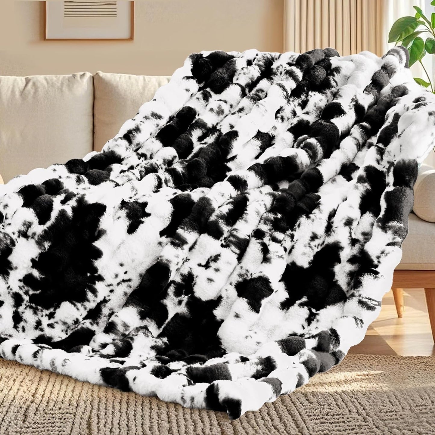 Touchat Cow Print Blanket for Couch, Faux Fur Throw Blanket, Super Heavy Warm Cozy Blankets for Bed