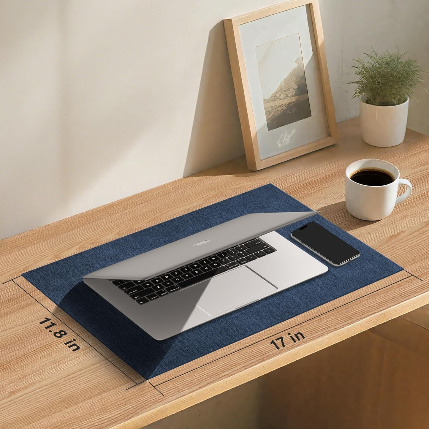 DOLOPL Placemats Set of 4, Reversible Wipeable & Heat Resistant Place Mats, Modern Faux Leather