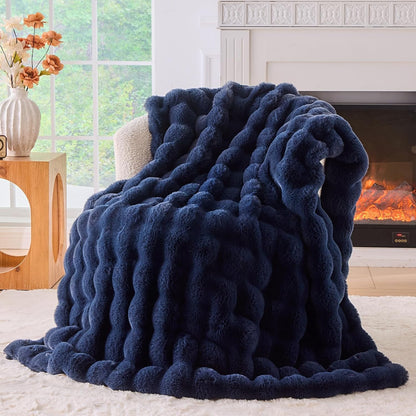 BENVWE Fluffy Faux Fur Throw Blanket for Couch, Soft Plush Thick Cozy Fuzzy Luxury Minky Bubble